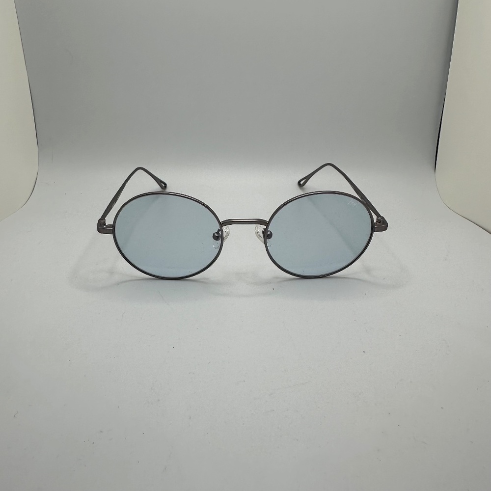 NWT Caddis Readers - Mercury in Matte Gunmetal Blue Tint Lens 0.0x magnification